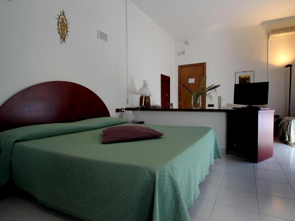 Hotel Carosello Pontecagnano Ngoại thất bức ảnh
