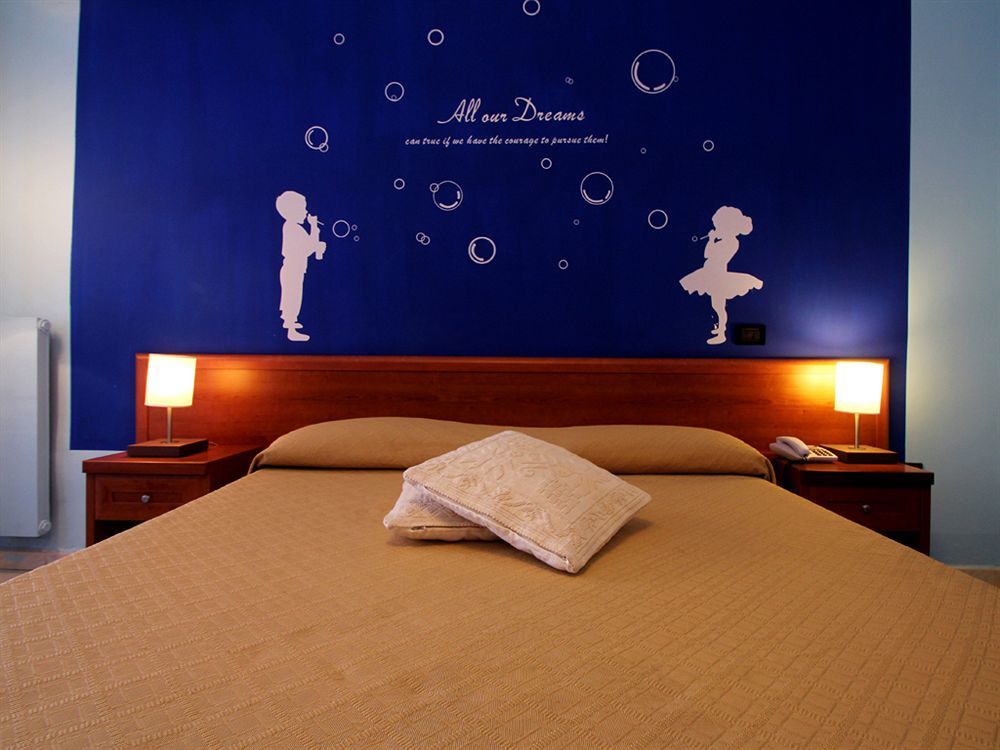 Hotel Carosello Pontecagnano Ngoại thất bức ảnh